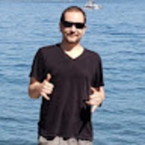 Meet your Posher, Alasdair alexopoulos - Picture 1 of 1